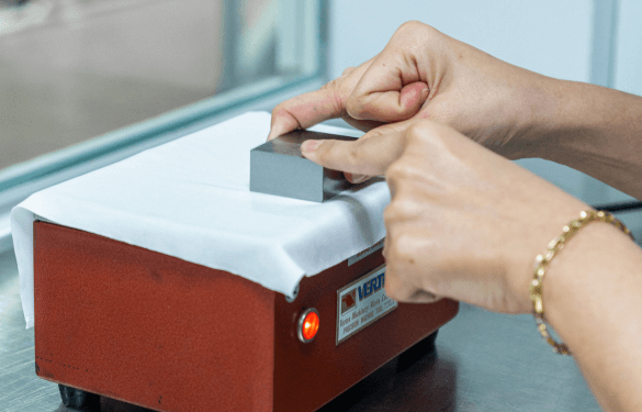 custom precision molds packaging and delivery image