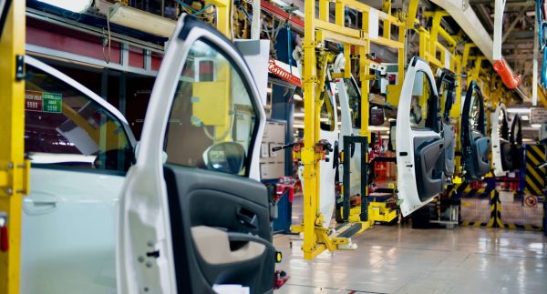 work-on-the-automotive-shop-floor