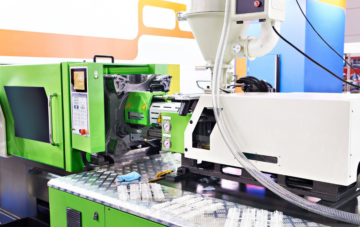 Plastic Injection Machine in operation
